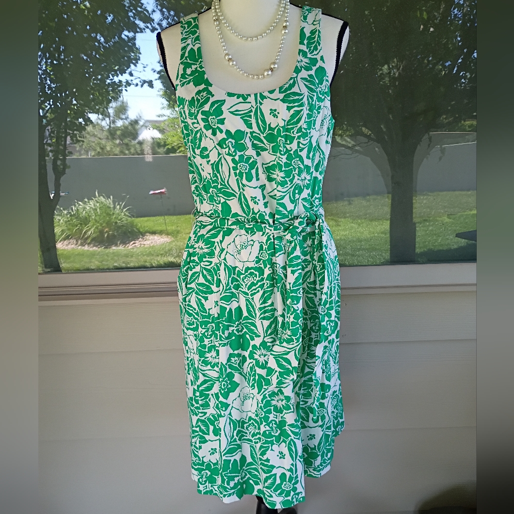 Anne Klein Green And White Clover Floral Midi Belted Sleeveless Cotton Dress